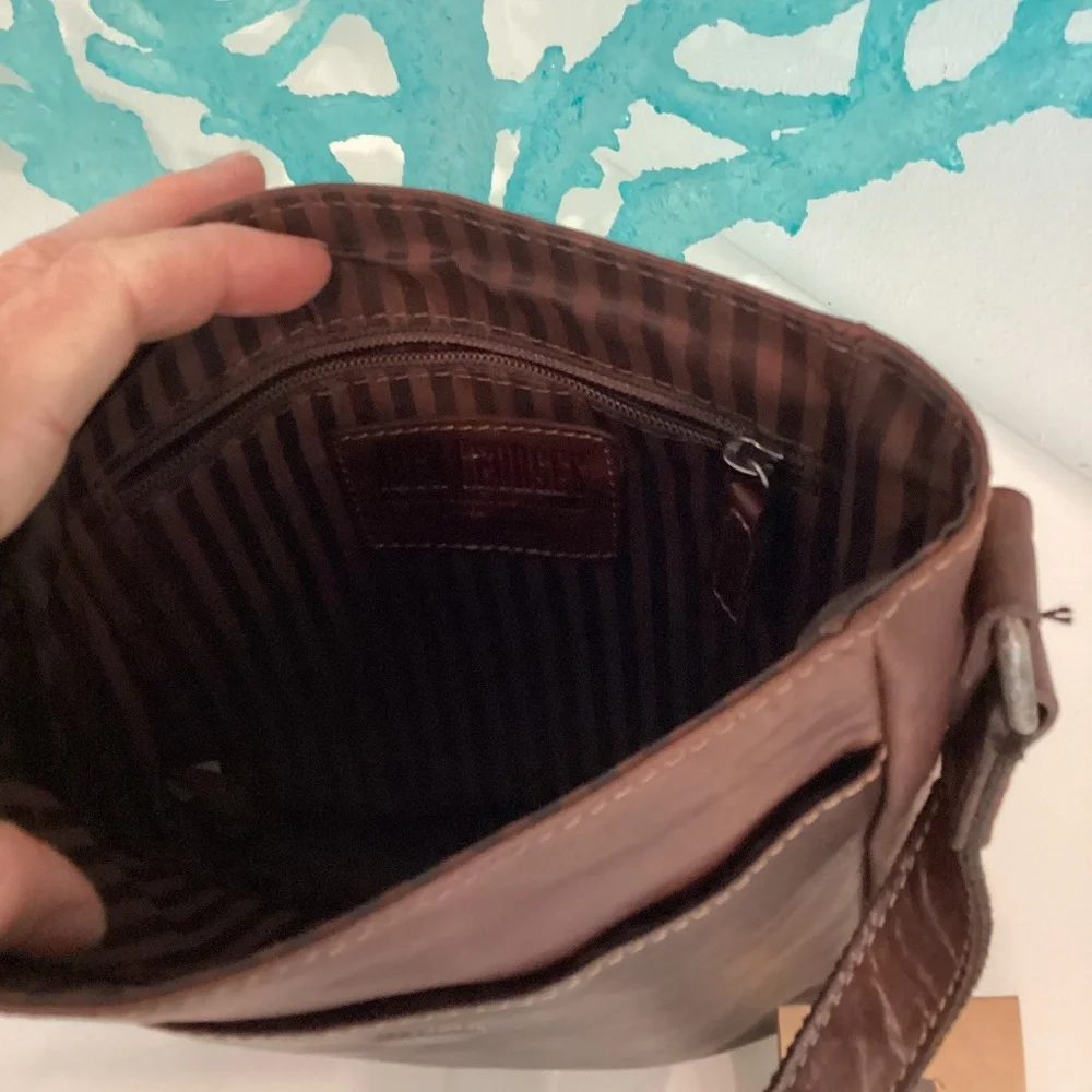 NWT JACK GEORGES BROWN GENUINE LEATHER CROSS SHOULDER MESSENGER BAG